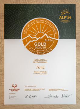 Švicarska zlata medalja za velikoplaninski sir trnič (10)